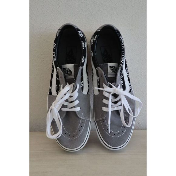 VANS Men's 9 Women's 10.5 Paisley Gray/True White Suede Sk8-Low Shoes SIB - Picture 6 of 6